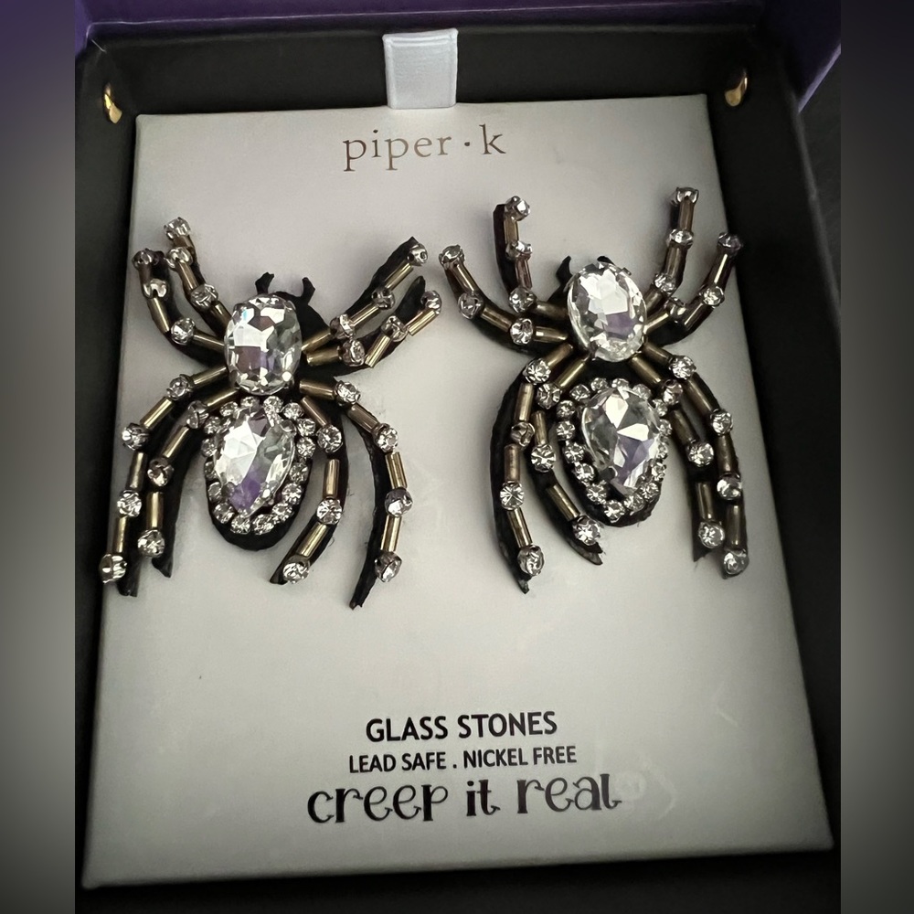 Piper K Halloween Spider Earrings